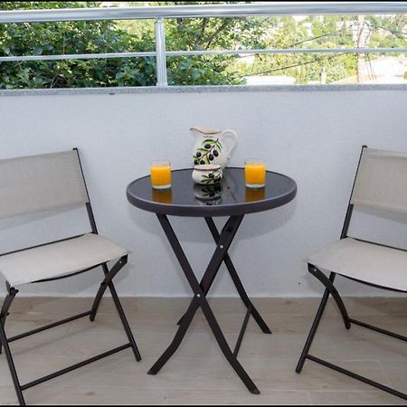 Apartmani Nela Сутоморе Екстериор снимка