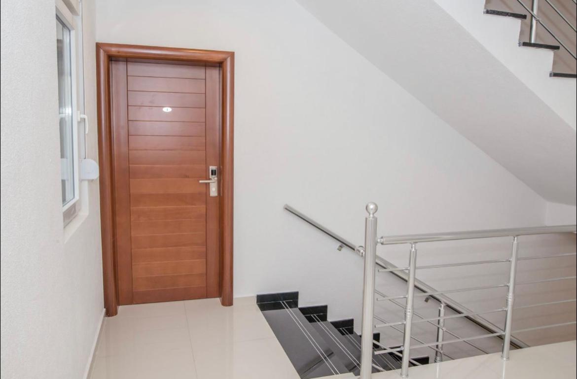 Apartmani Nela Сутоморе Екстериор снимка