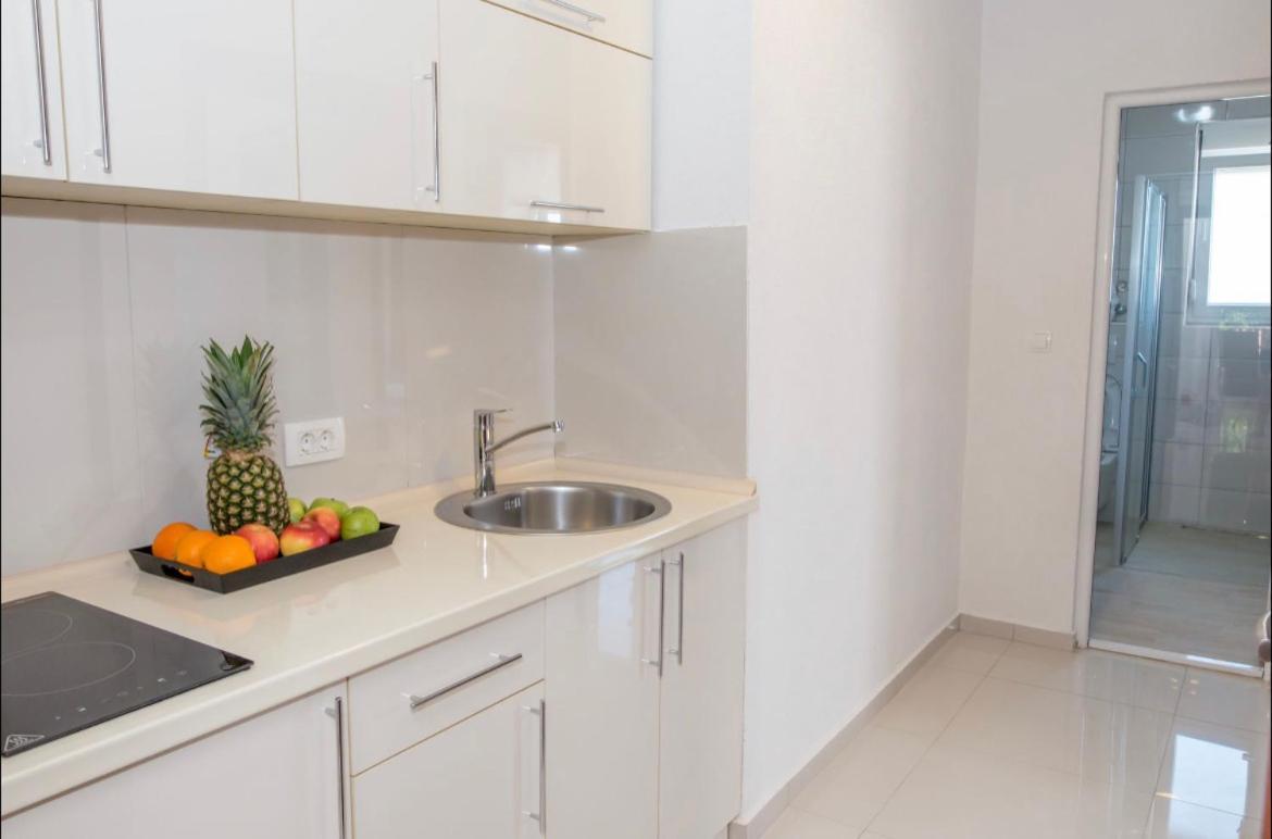 Apartmani Nela Сутоморе Екстериор снимка