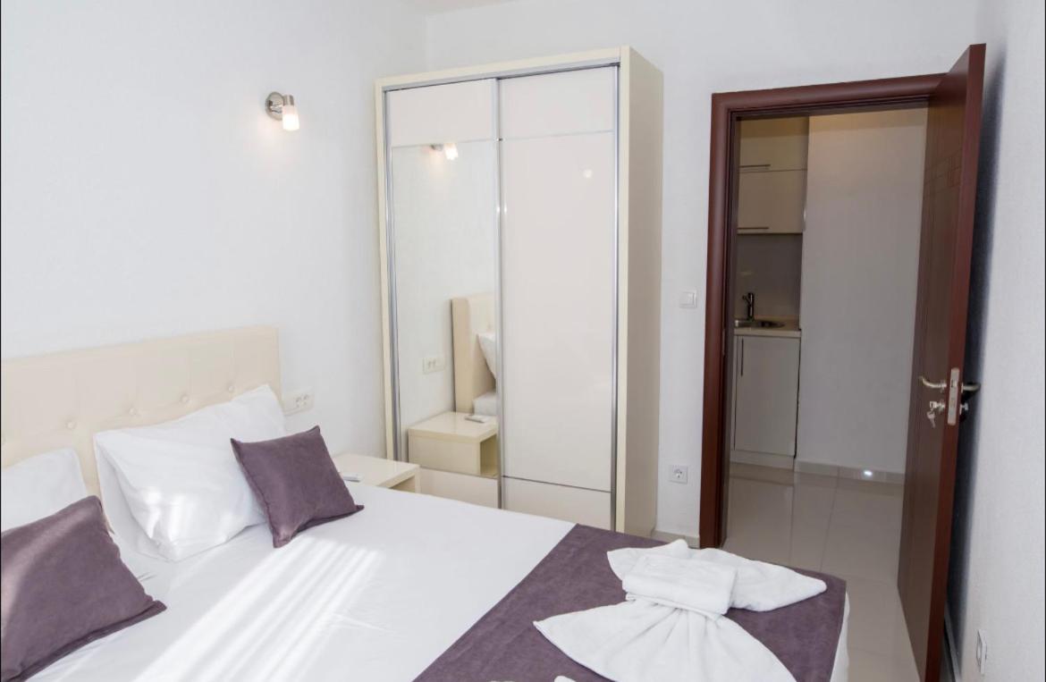 Apartmani Nela Сутоморе Екстериор снимка