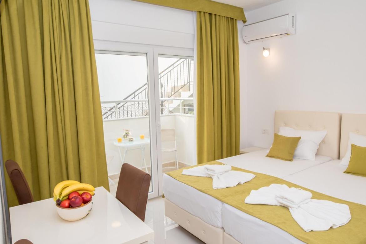 Apartmani Nela Сутоморе Екстериор снимка