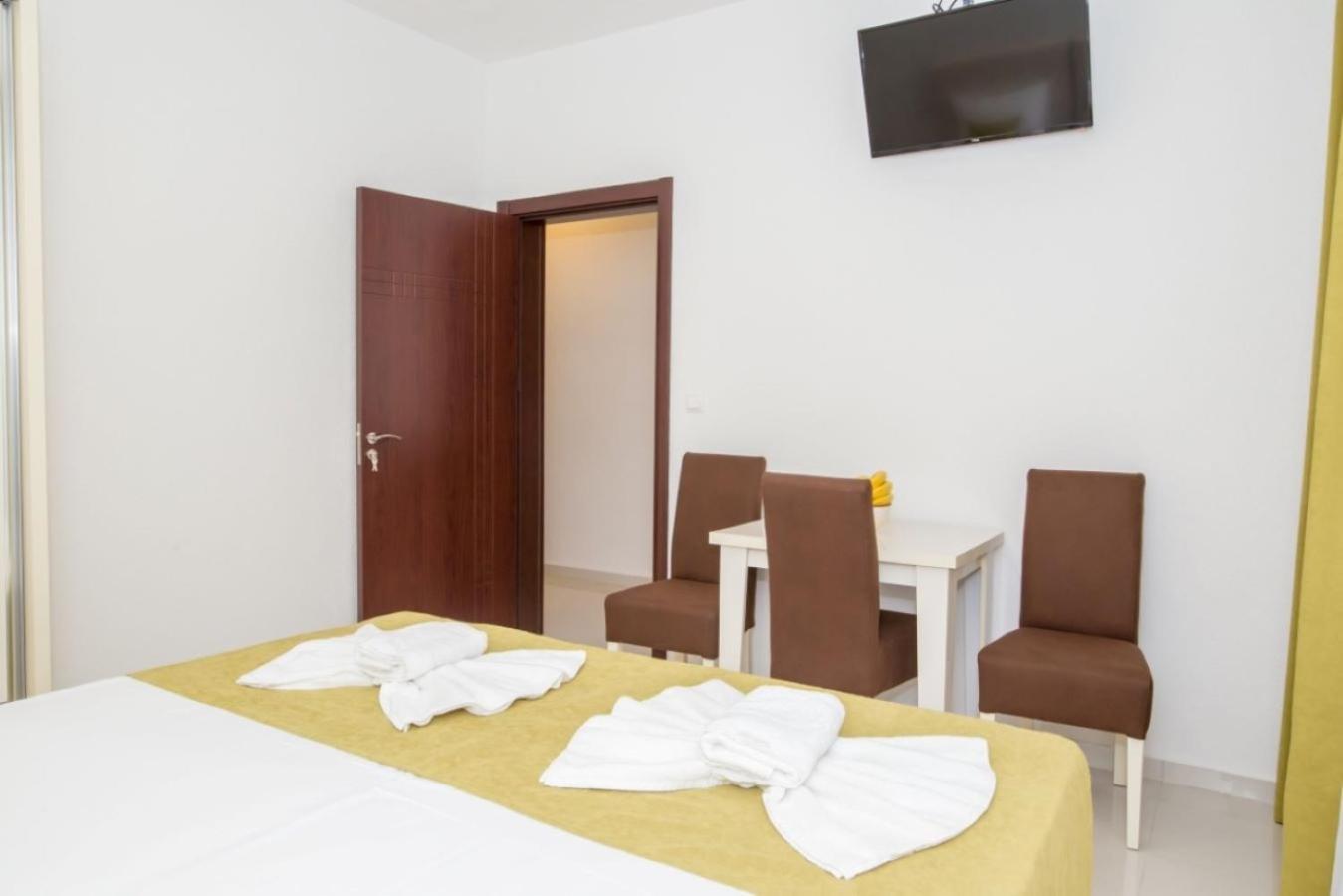 Apartmani Nela Сутоморе Екстериор снимка