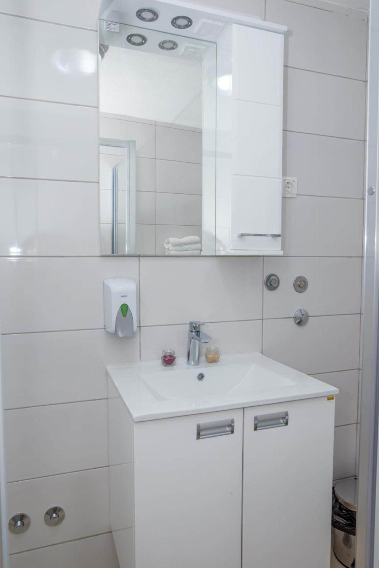 Apartmani Nela Сутоморе Екстериор снимка